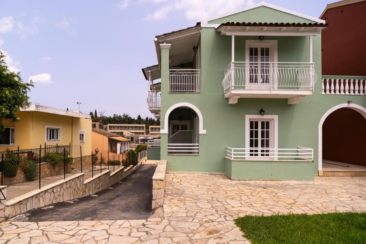 Spiros Athinaios Apartment'S Дассия Экстерьер фото